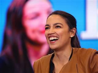 Ocasio-Cortez sidesteps question on whether she’d vote to oust McCarthy