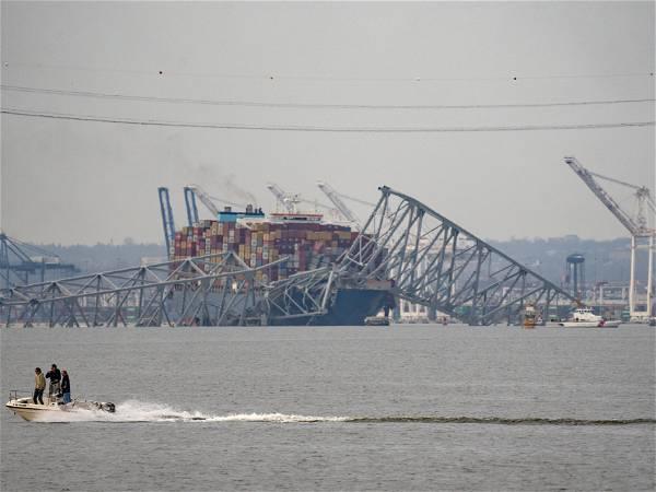 Investigators recover data recorder of ship that crashed into Baltimore bridge
