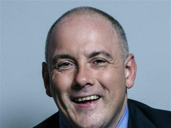Education minister Robert Halfon quits government