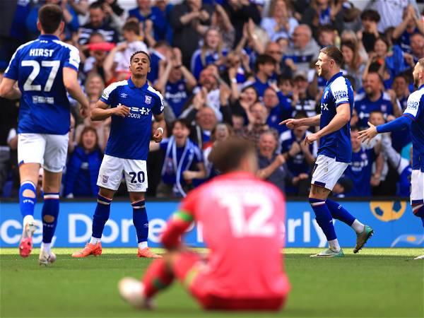 Ipswich Town promoted to the Premier League