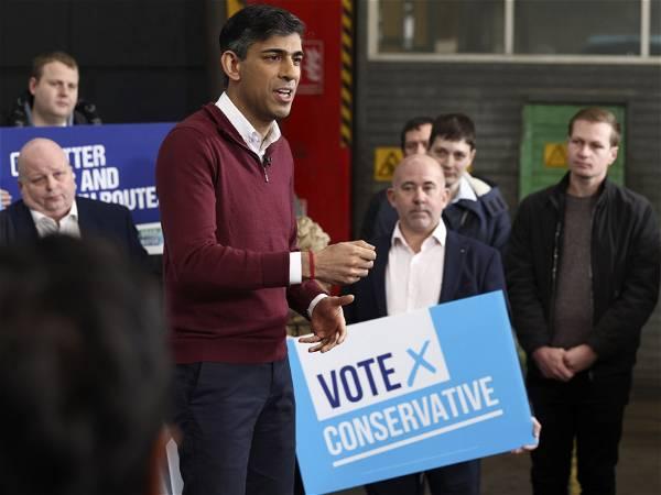 Rishi Sunak admits Tories may not win general election and claims UK heading for hung parliament