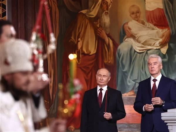 Putin attends Easter service led by head of Russia’s Orthodox Church